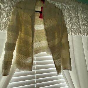 Lilly Pulitzer Cream Cardigan Sweater Fitted Silhouette